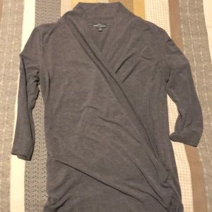 Market & Spruce crossover wrap top